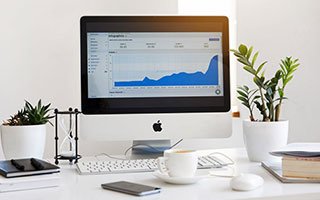 广电总局新规：按姓氏笔画排番位 娱乐圈最有背景的人是他们