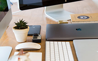 广电总局新规：按姓氏笔画排番位 娱乐圈最有背景的人是他们