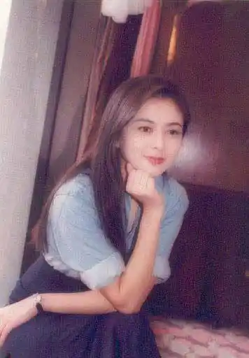 周星驰电影女演员_周星驰搭档过的女明星_90年代香港电影美女