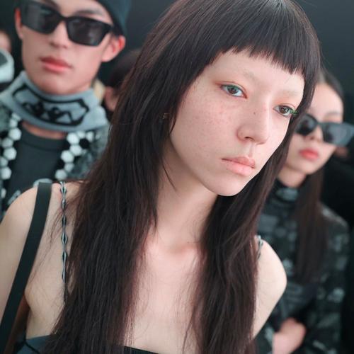 女明星化妆台_女明星化妆vlog_明星女化妆师