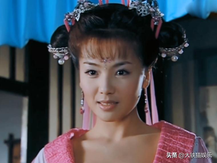 皮肤黑的女明星_女明星黑发_离开滤镜显黑的女明星